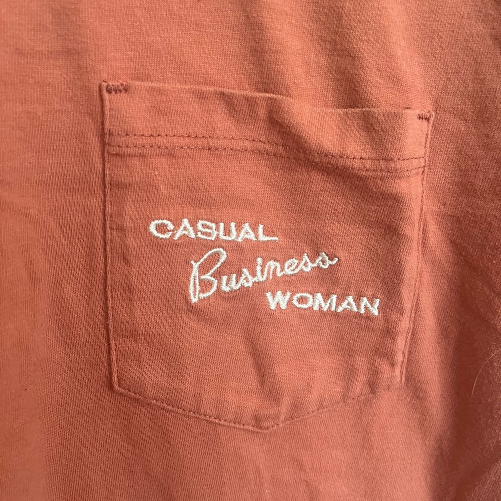 The Wing pocket t with white casual business woman embroidery size M